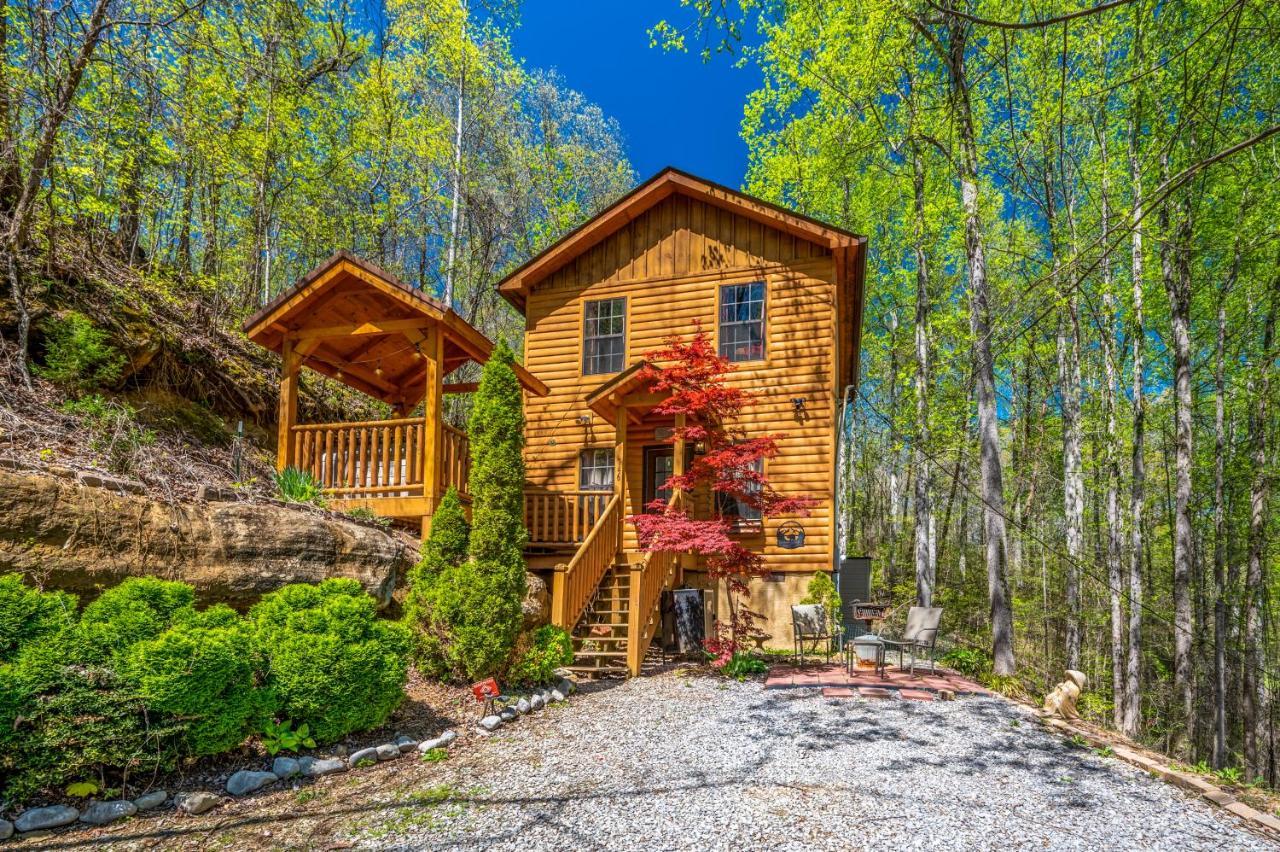 סביירוויל Permanent Vacation-Private Honeymoon Cabin With Hot Tub מראה חיצוני תמונה